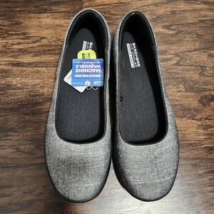 Skechers Size 10 EU 40  UK 7 Slip On Flats Goga Mat  Air Cooled Black/Gray